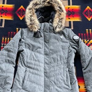 Obermeyer snowboarding jacket w fur trimmed hood